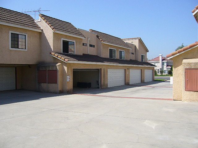 1st image of 6128 Rosemead Blvd APT B