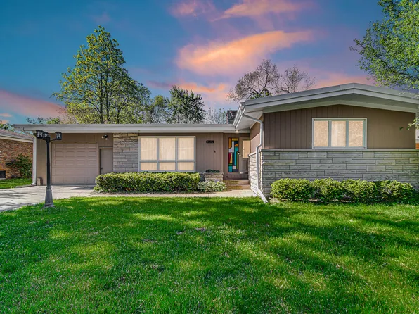 1424 35th St, Munster, IN 46321