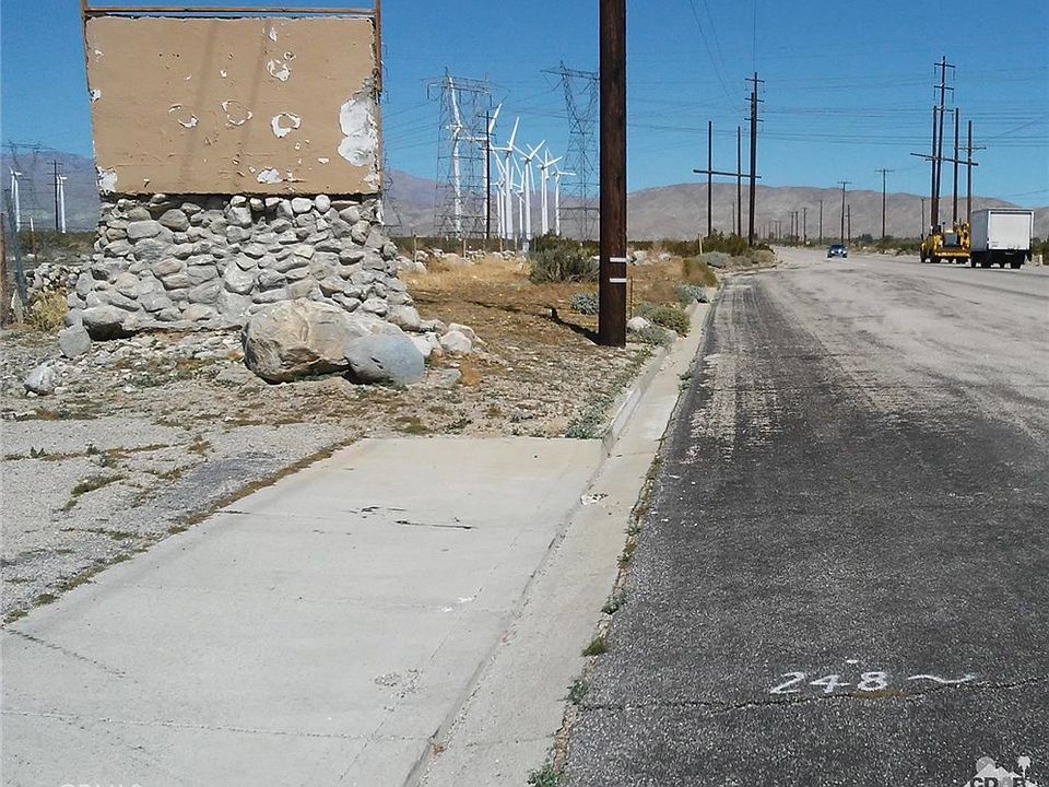 2nd image of 16605 N Indian Canyon Dr