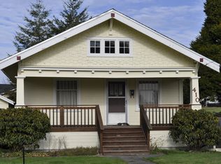 410 W 4th St, Coquille, OR