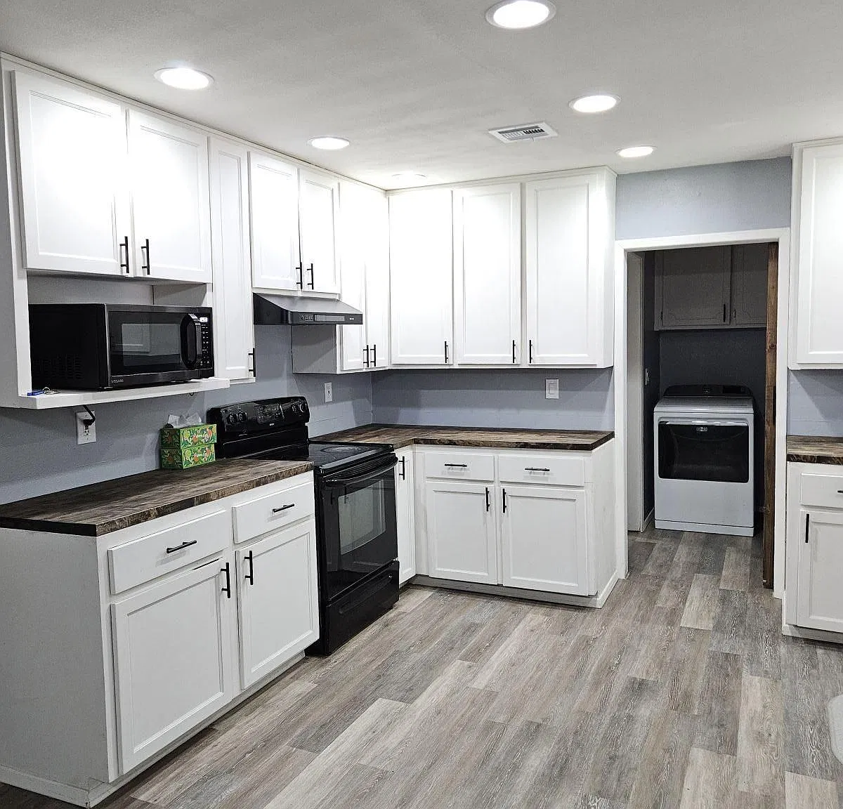 4 bed, 2.0 bath, 1512 sqft, $1,900 — Photo 3