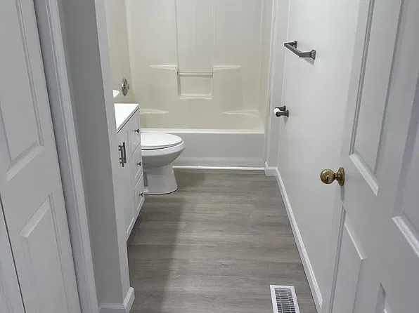52 Smith Rd #A, Leicester, NC 28748