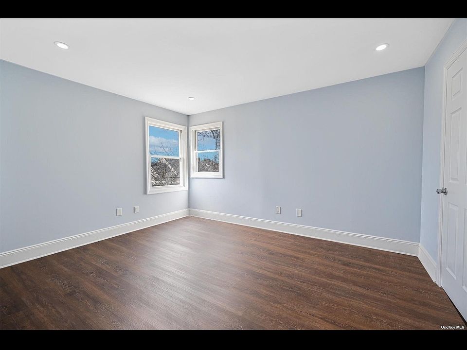 1st image of 146 N Central Ave Floor 2