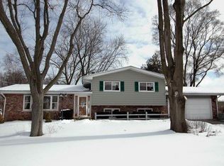 3N233 Cuyahoga Ter, West Chicago, IL