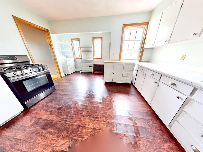 27 Princeton St #2 — Photo 4
