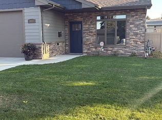 813 Vincent Pl, Mitchell, SD 57301