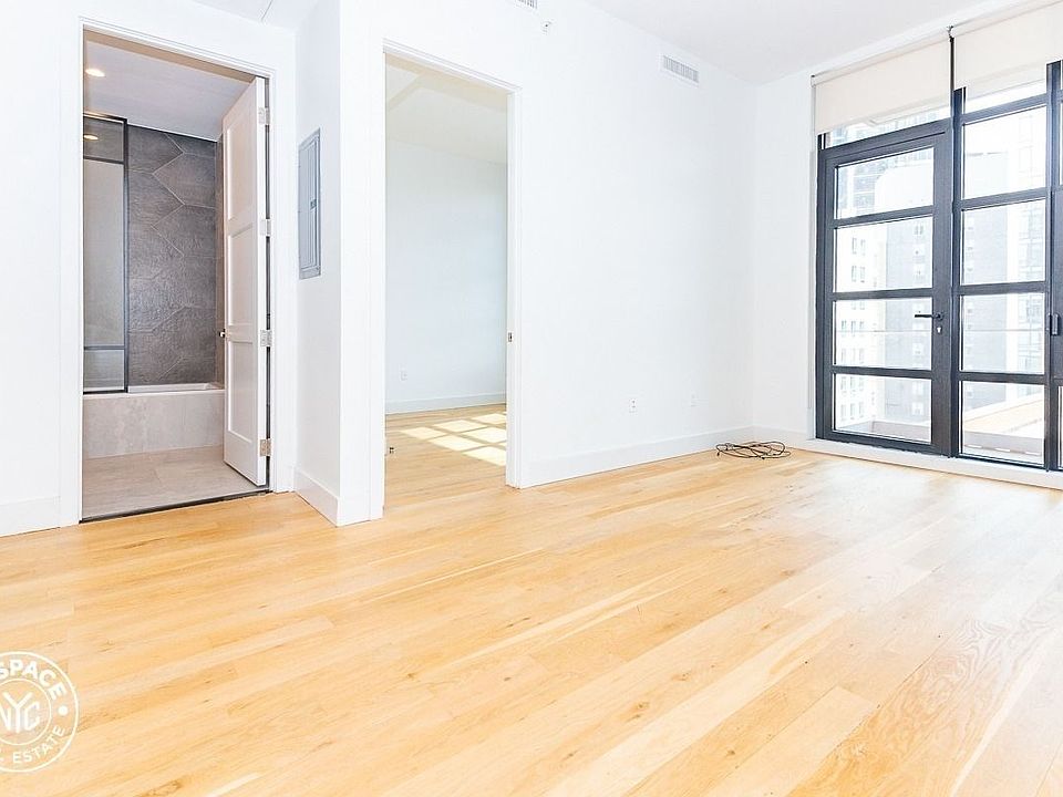 1st image of 41-21 28th St #P4