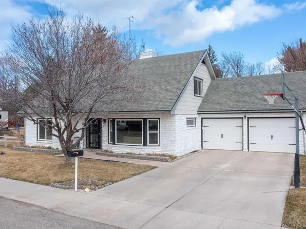 610 8th Ave E, Gooding, ID 83330