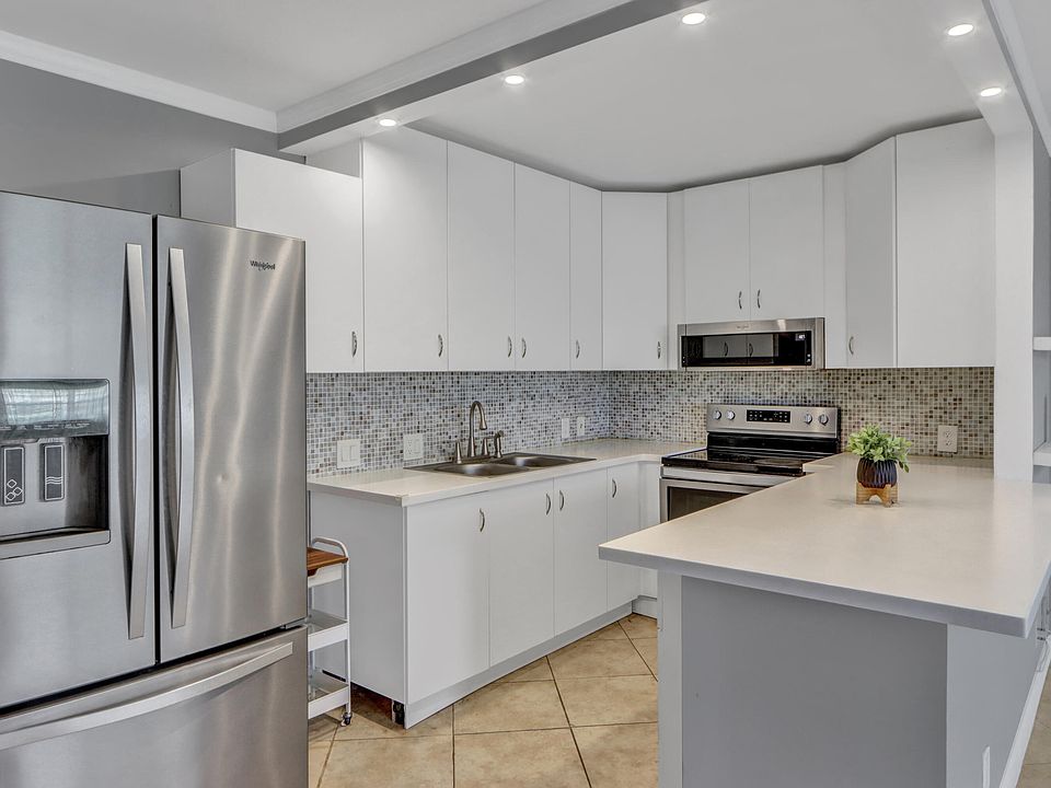 1st image of 265 Preston G Way #265