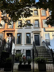 2107 5th Avenue, #TWNH