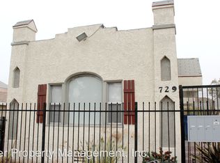 729 W 74th St, Los Angeles, CA 90044