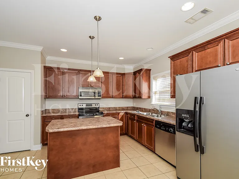 7706 Authur Dr — Photo 8