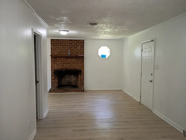 1412 Silver Ave — Photo 7