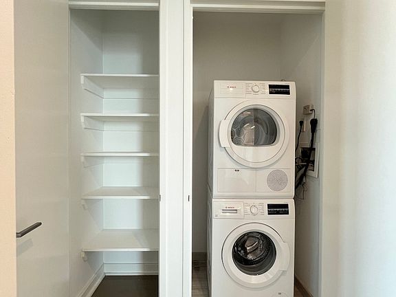 4th image of 2922 Northern Blvd #3901A