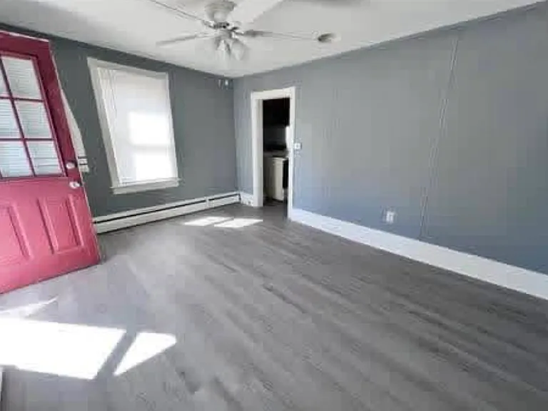 641 Waltz Ln — Photo 4