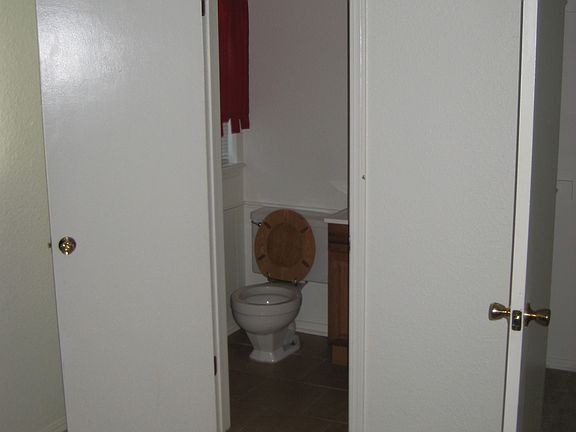 Master Bathroom & Master Closet