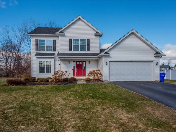 5 Roman Cir, Brockport, NY 14420