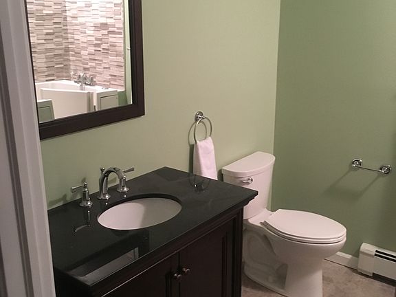 4th image of 11 Madras Ct