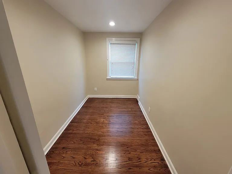 614 E Tabor Rd — Photo 12