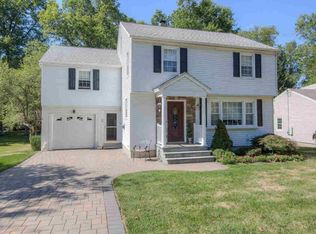 28 Deerfield Pl, Beacon, NY 12508