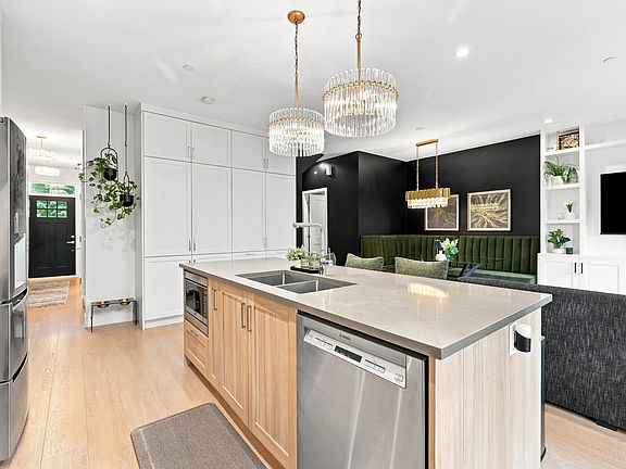 5th image of 13263 236th St #20