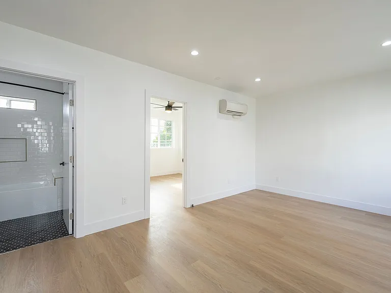 4707 N Figueroa St — Photo 9