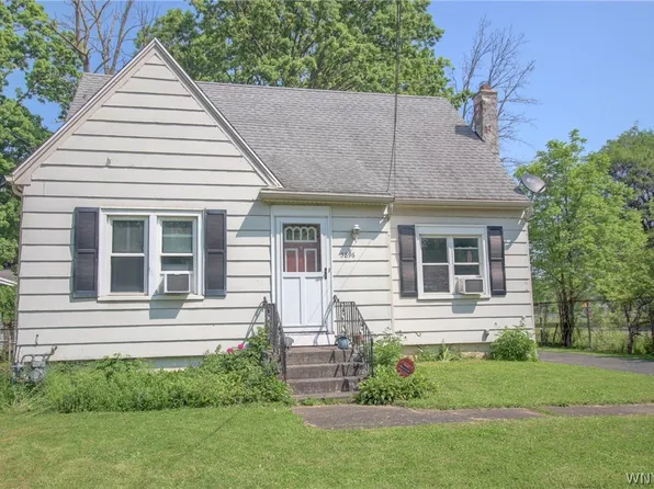 3896 Dartmouth St, Hamburg, NY 14075