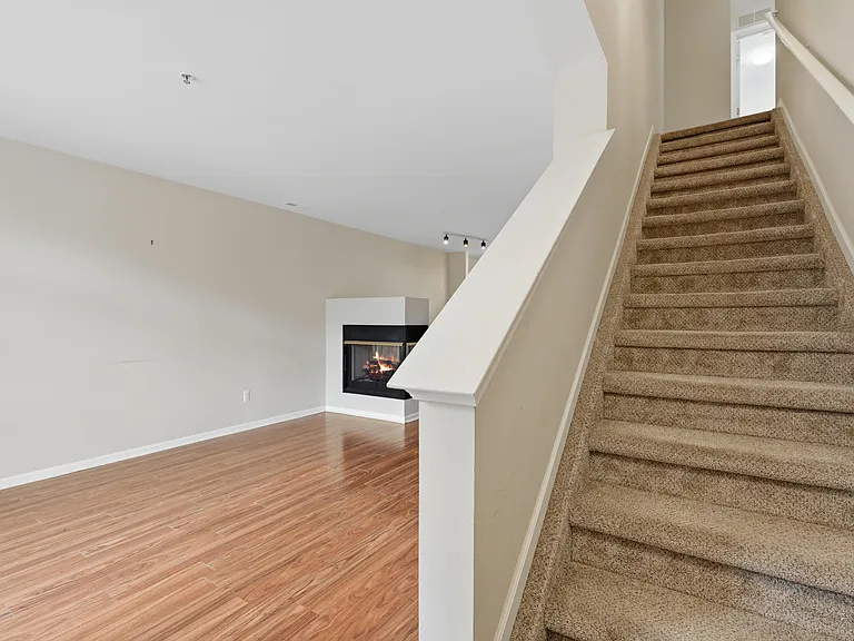 39475 Springwater Dr — Photo 6