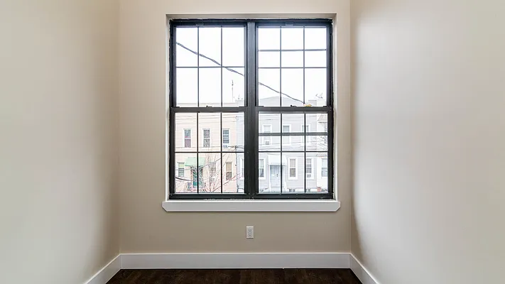 Rented by Nooklyn NYC LLC | media 9