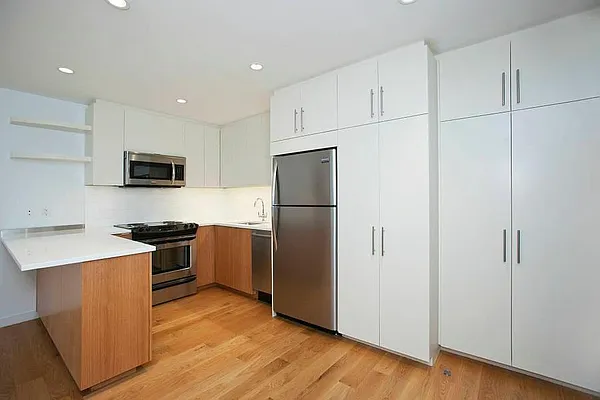 Rented by Keller Williams NYC | media 9