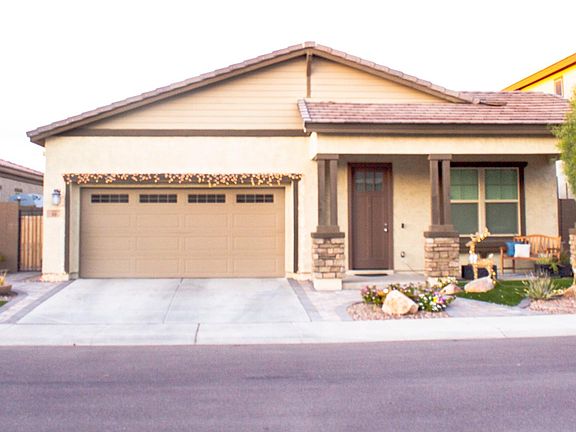 2nd image of 90 E Honeysuckle Pl