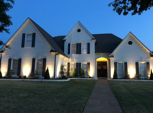 1203 Desert Pine Ln, Collierville, TN 38017
