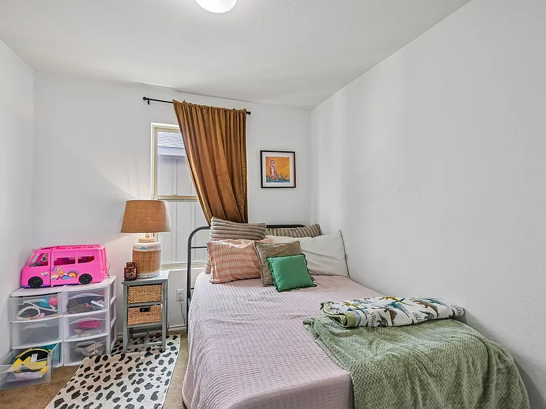 216 La Dera Dr — Photo 16