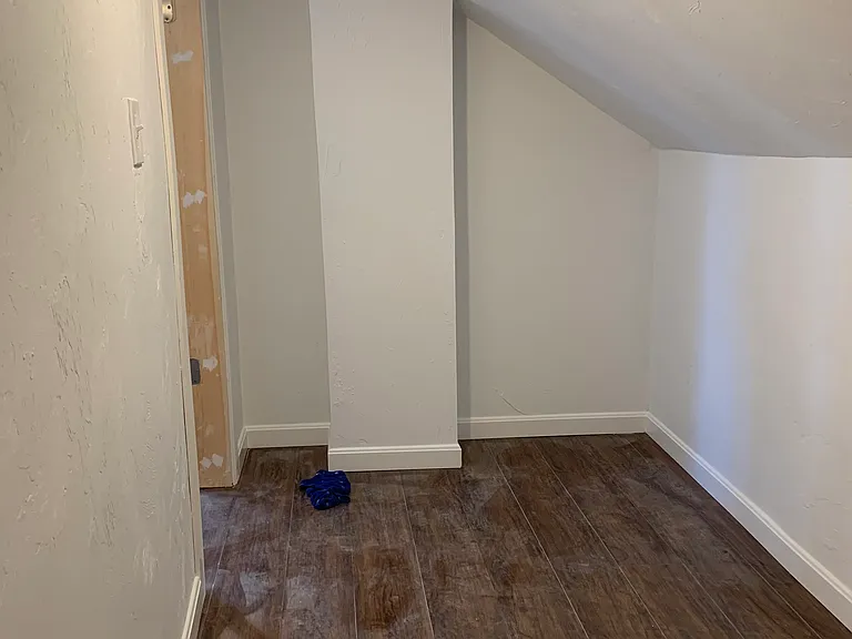 43 Whitfield St #3 — Photo 10