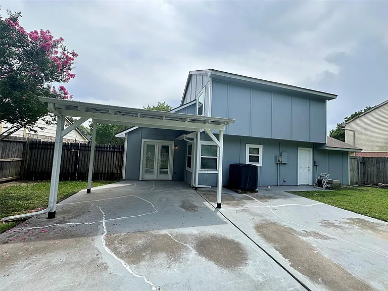 10118 Spotted Horse Dr — Photo 17