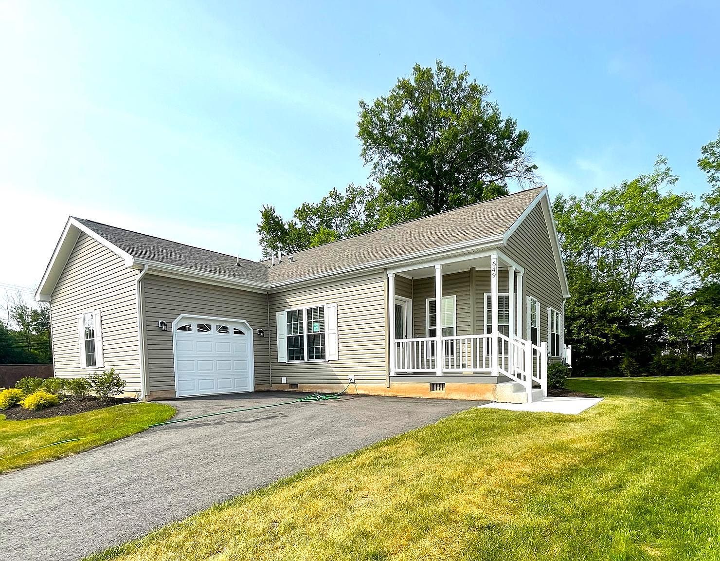 649 Blue Bell Springs Dr