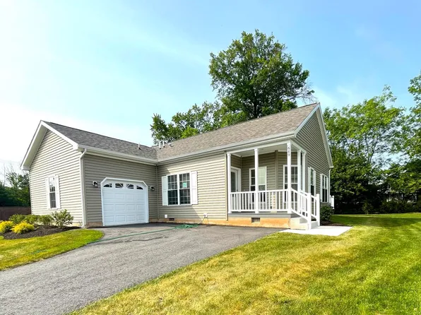 649 Blue Bell Springs Dr, Blue Bell, PA 19422