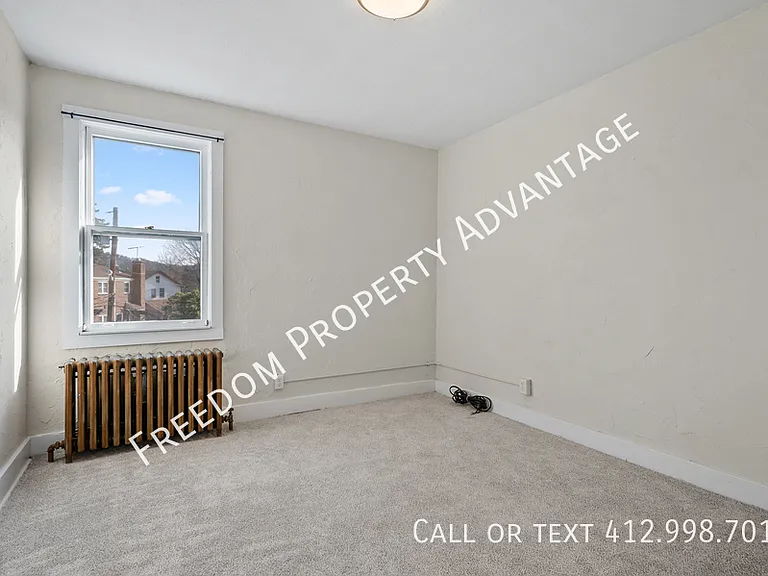 3230 California Ave — Photo 16