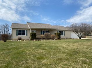 1001 W Goose Lake Rd, Jonesville, MI 49250