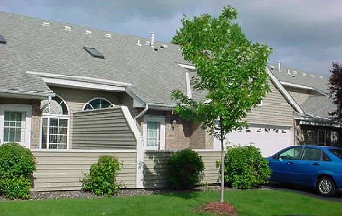 2nd image of 1294 99th Ct NE