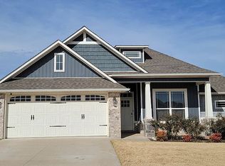 1706 Higgins St, Pea Ridge, AR 72751