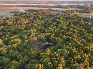 930 NE 701st Rd, Calhoun, MO 65323