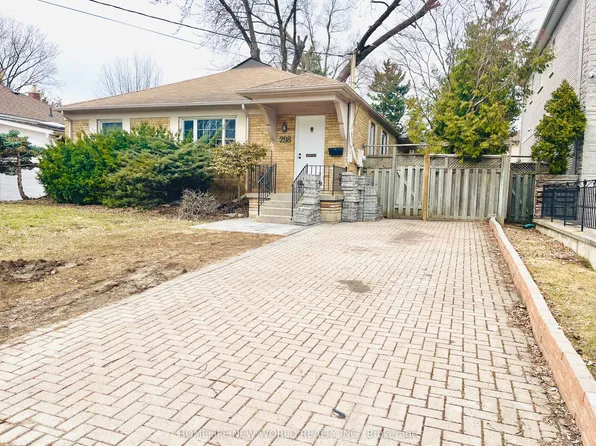 298 Empress Ave #Basement, Toronto, ON M2N 3V4