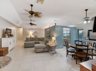 102 Half Moon Cir APT C, Jupiter, FL 33458