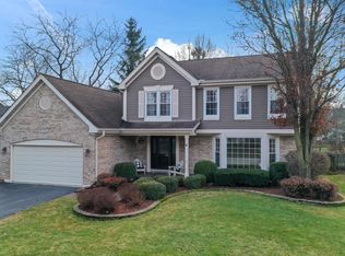 1371 Farmgate Rd, Bartlett, IL 60103