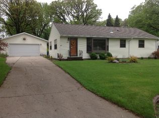 1809 Bellview Ln, Albert Lea, MN 56007