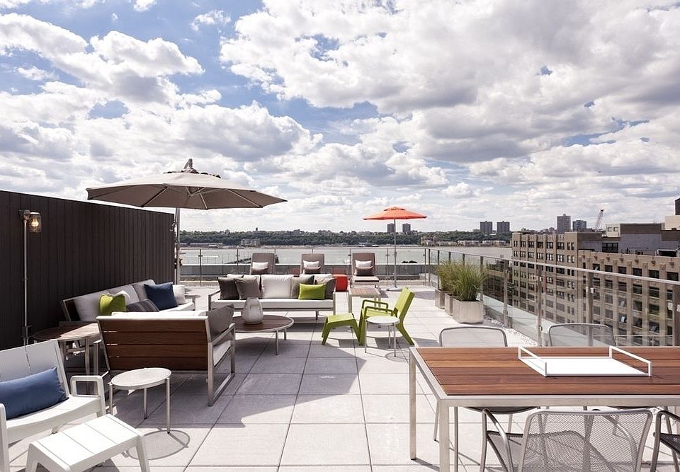 1st image of 550 W 54th St #1062