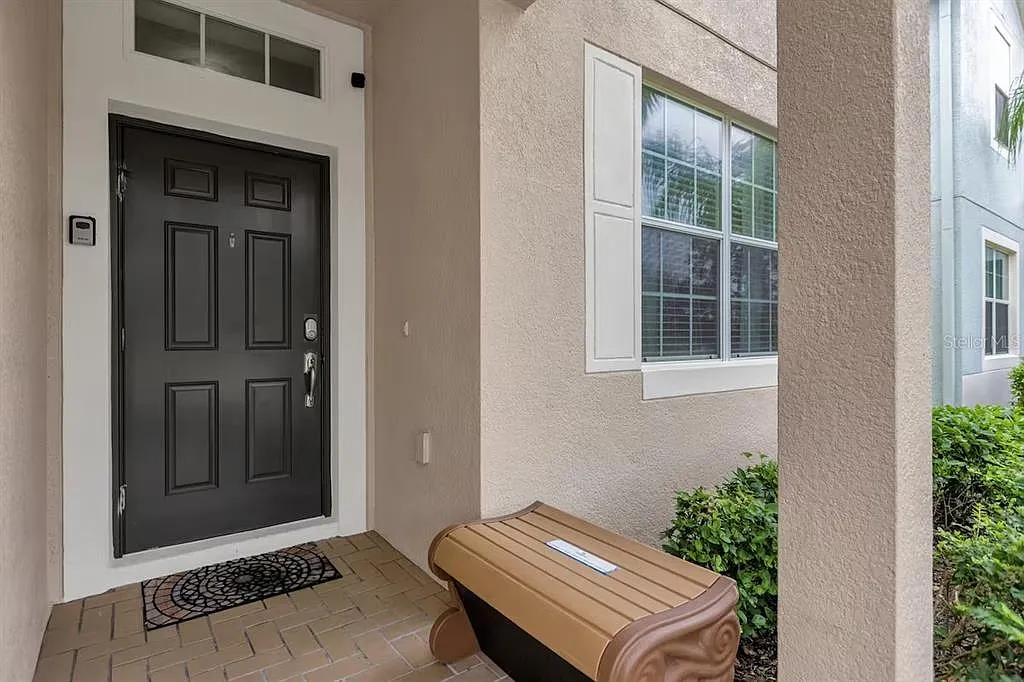 5 bed, 5.0 bath, 3081 sqft, $3,900 — Photo 4