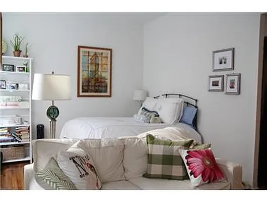 Sold by Douglas Elliman | media 16