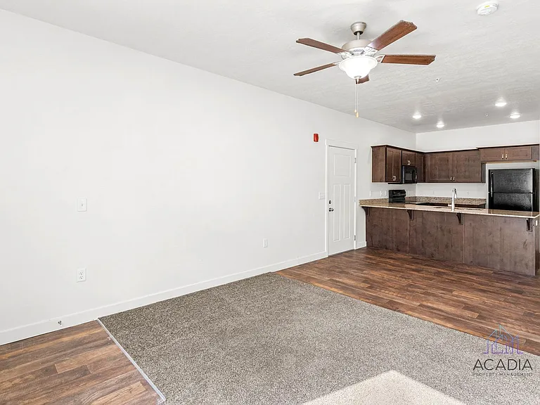533 S 850 E — Photo 55
